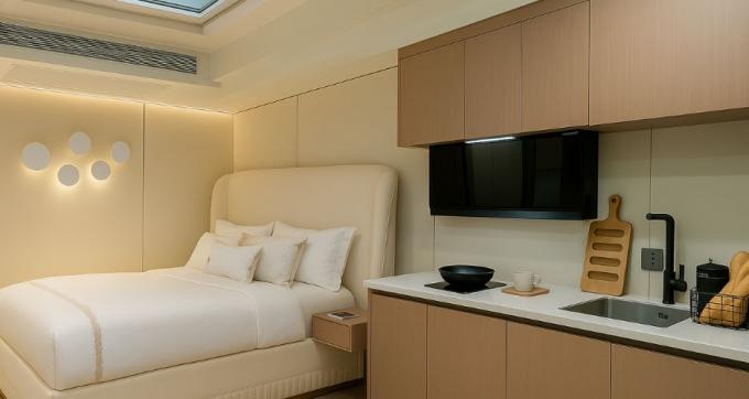 Luxury Bedroom Living Room Modern Prefab Smart Tiny Space Capsule Mobile Modular Container Capsule House Hotel 8