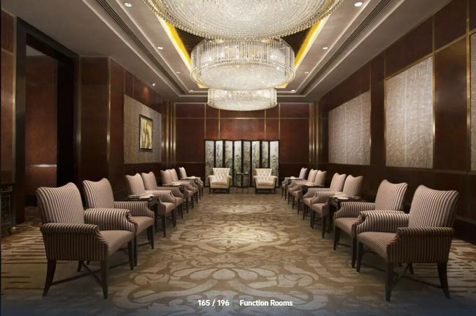 latest company case about Shangri-La : Graceful 5-Star Hotel With Elegant Rooms And Epic City Views  5